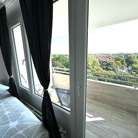 Big Und Bequem Apartment Hannover Exterior photo